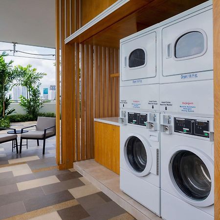 Hilton Garden Inn Singapore Serangoon Esterno foto
