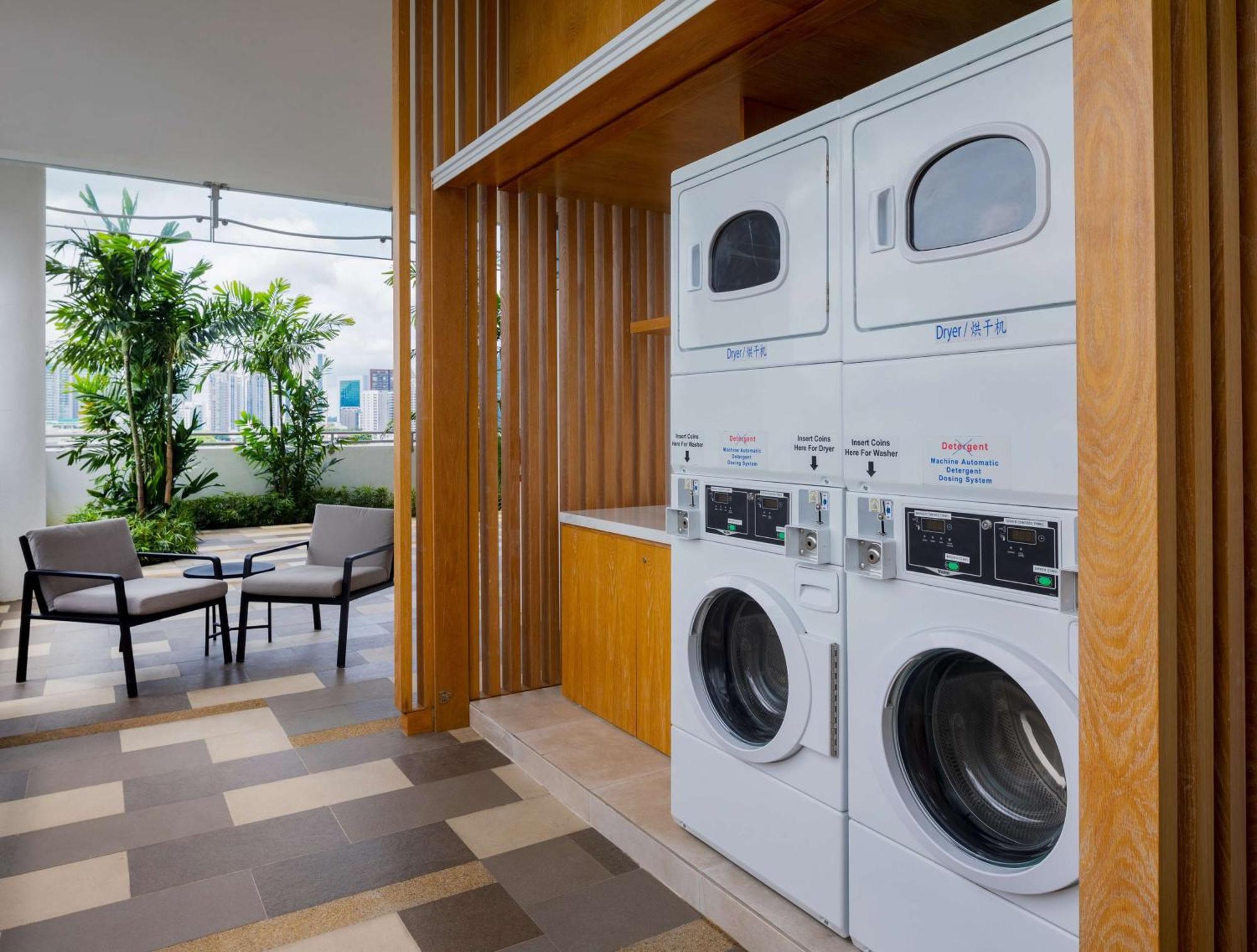 Hilton Garden Inn Singapore Serangoon Esterno foto